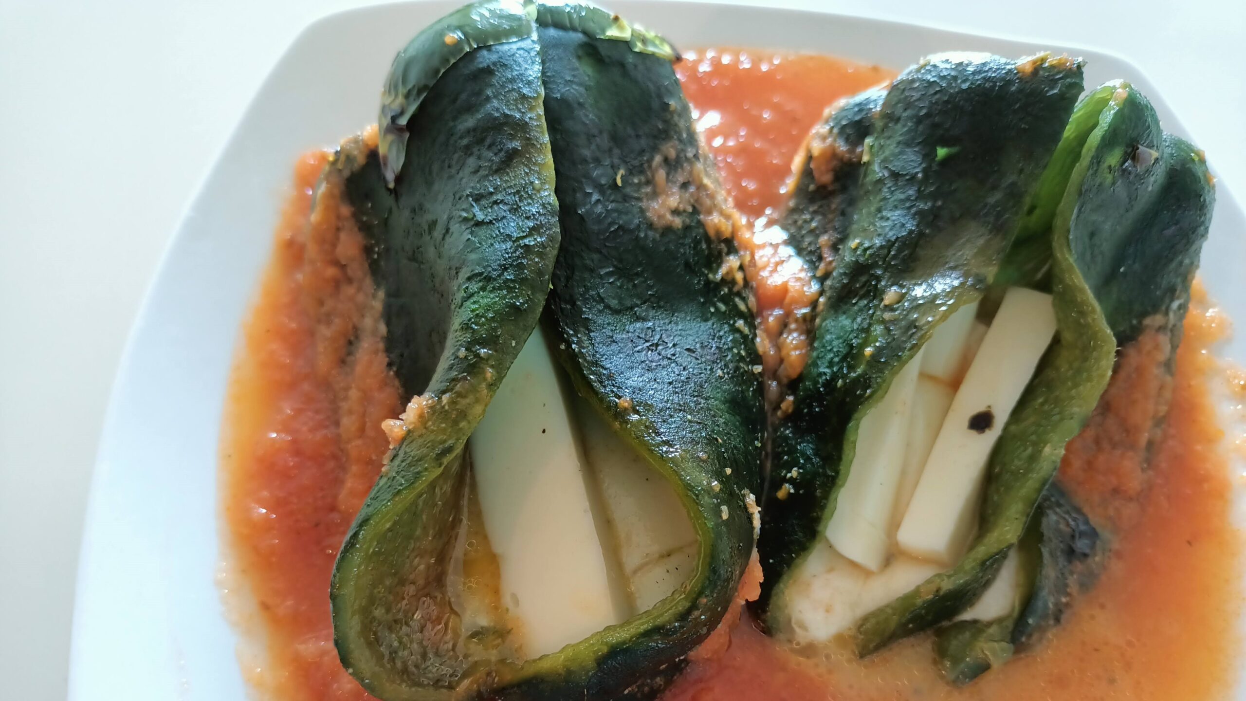 Chiles rellenos de queso sin capear