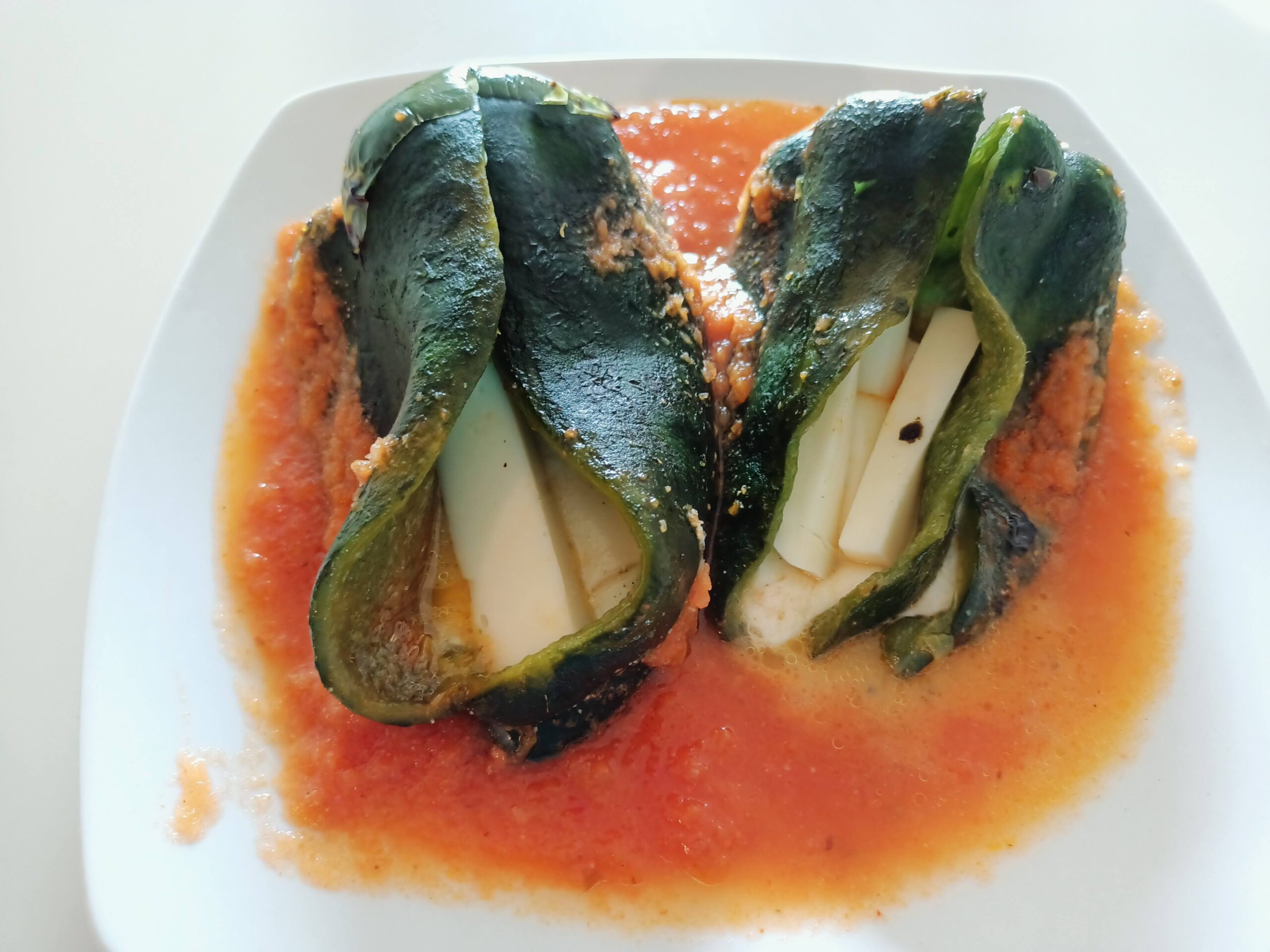 Chiles rellenos de queso sin capear - Rosana Recipes